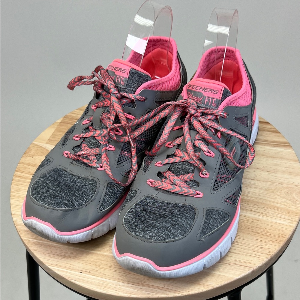 Skechers Women's Grey and Pink Sneakers / Tennis Shoes Size 9.5